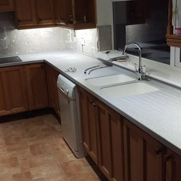 joiners horsham, kitchen worktop